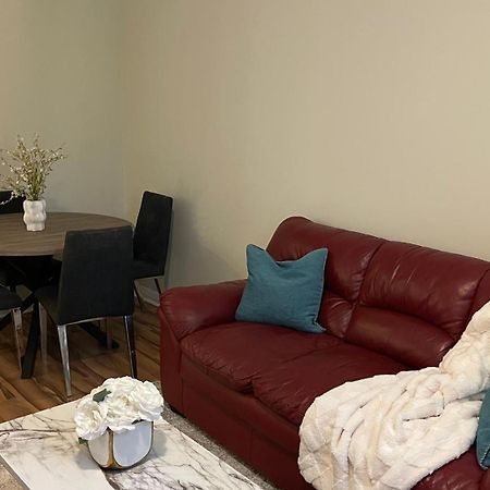 Cozy Room In Mississauga, Ontario Canada 외부 사진